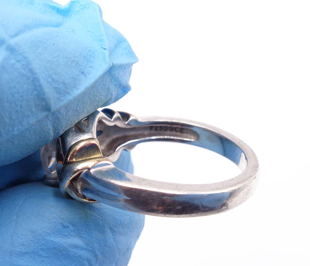 Heavy Vintage 925 Silver Dress Ring With Glistening White Stone - Image 4