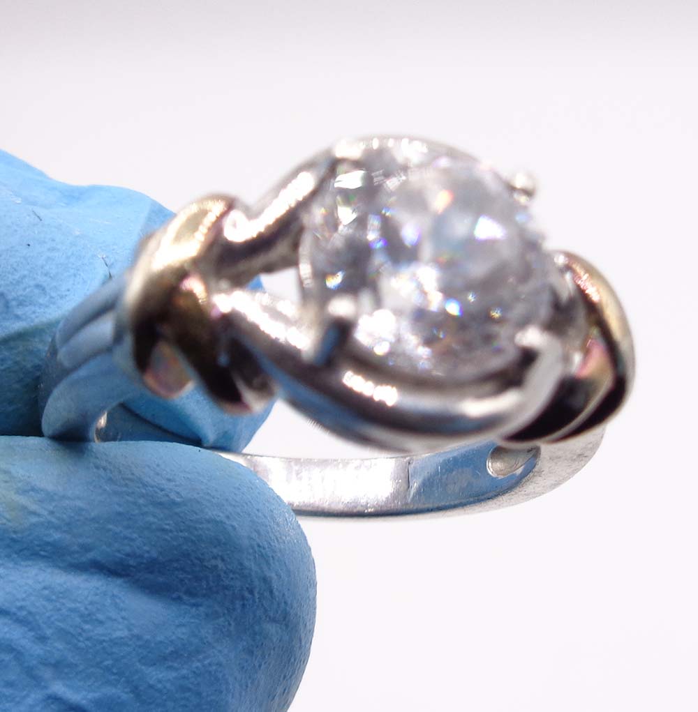 Heavy Vintage 925 Silver Dress Ring With Glistening White Stone - Image 2