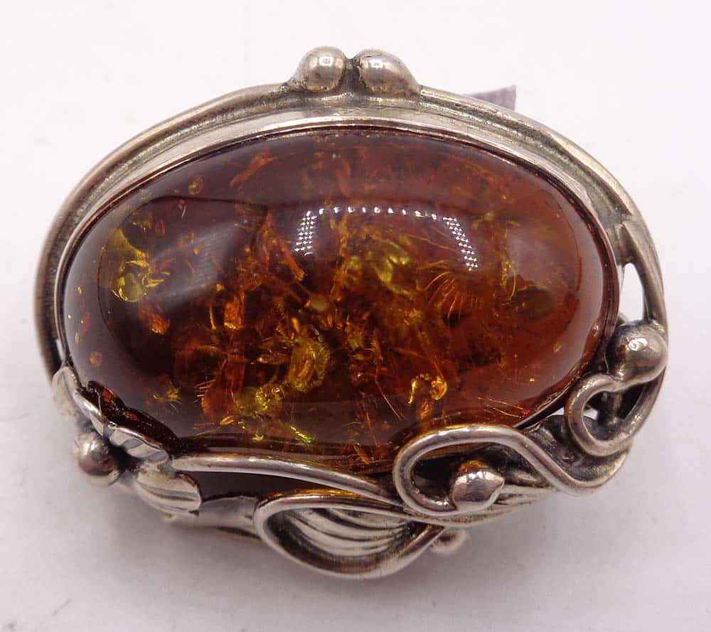 Brooch Silver With Amber