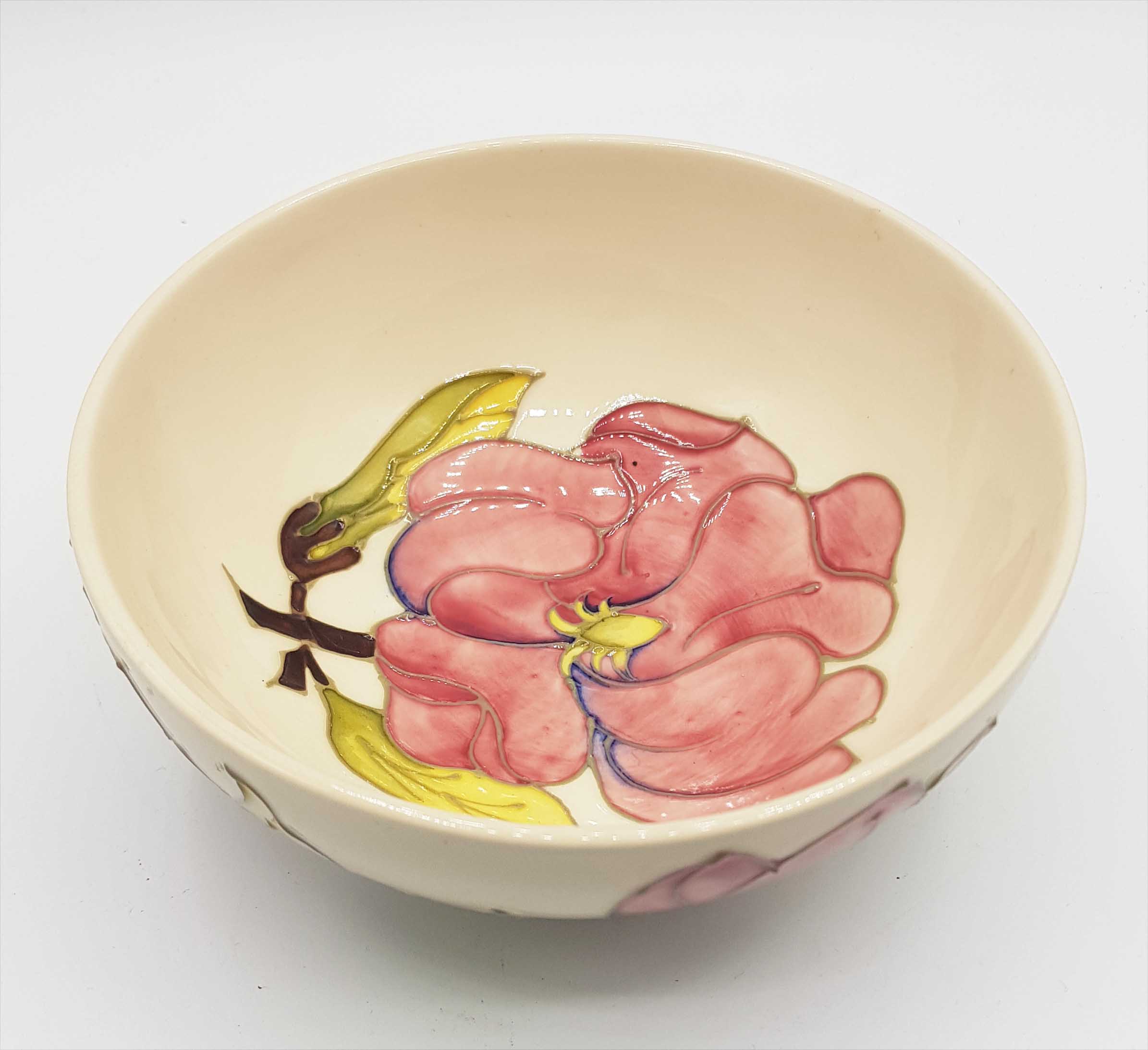 Large Moorcroft Magnolia Flower Bowl - Image 3