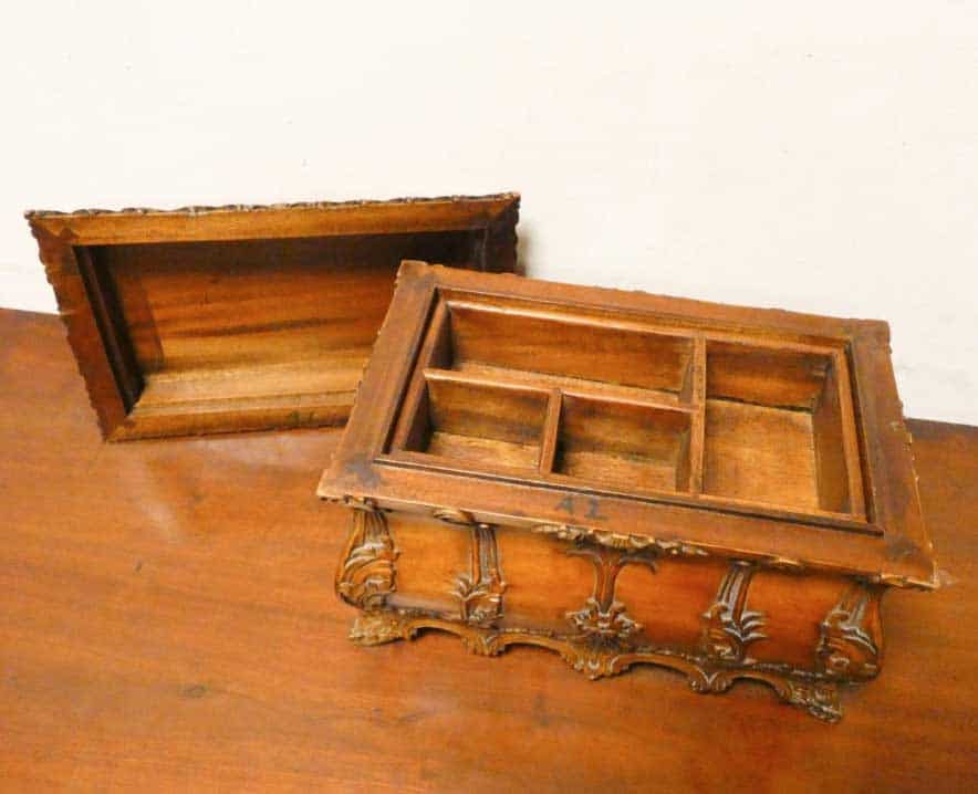 Antique Mahogany Carved Bombe’ Jewellery Box - Image 4