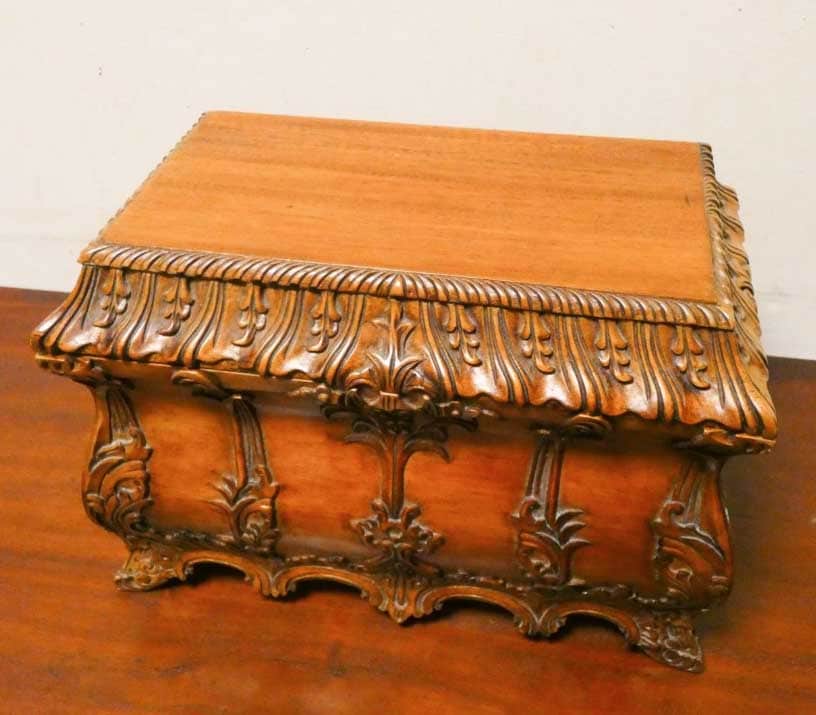 Antique Mahogany Carved Bombe’ Jewellery Box - Image 2