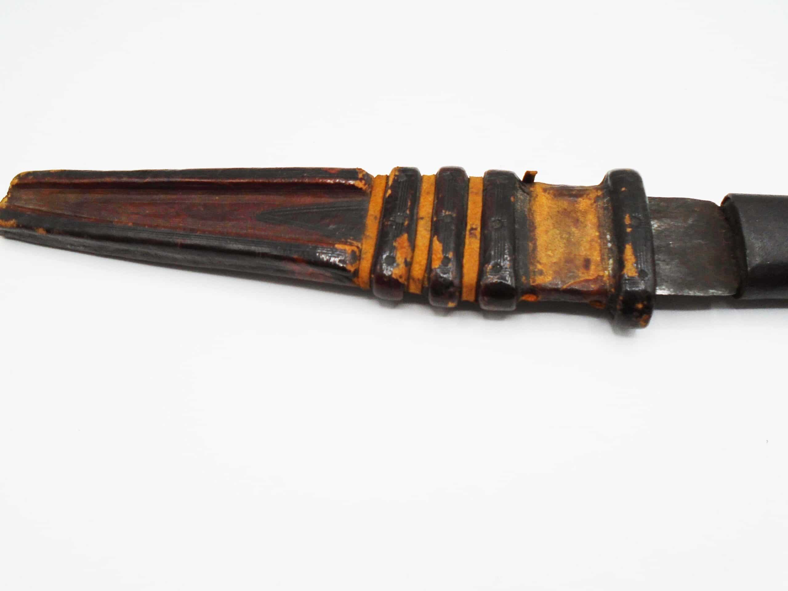 Antique Leather Handled Japanese Knife With Sheath - Image 2