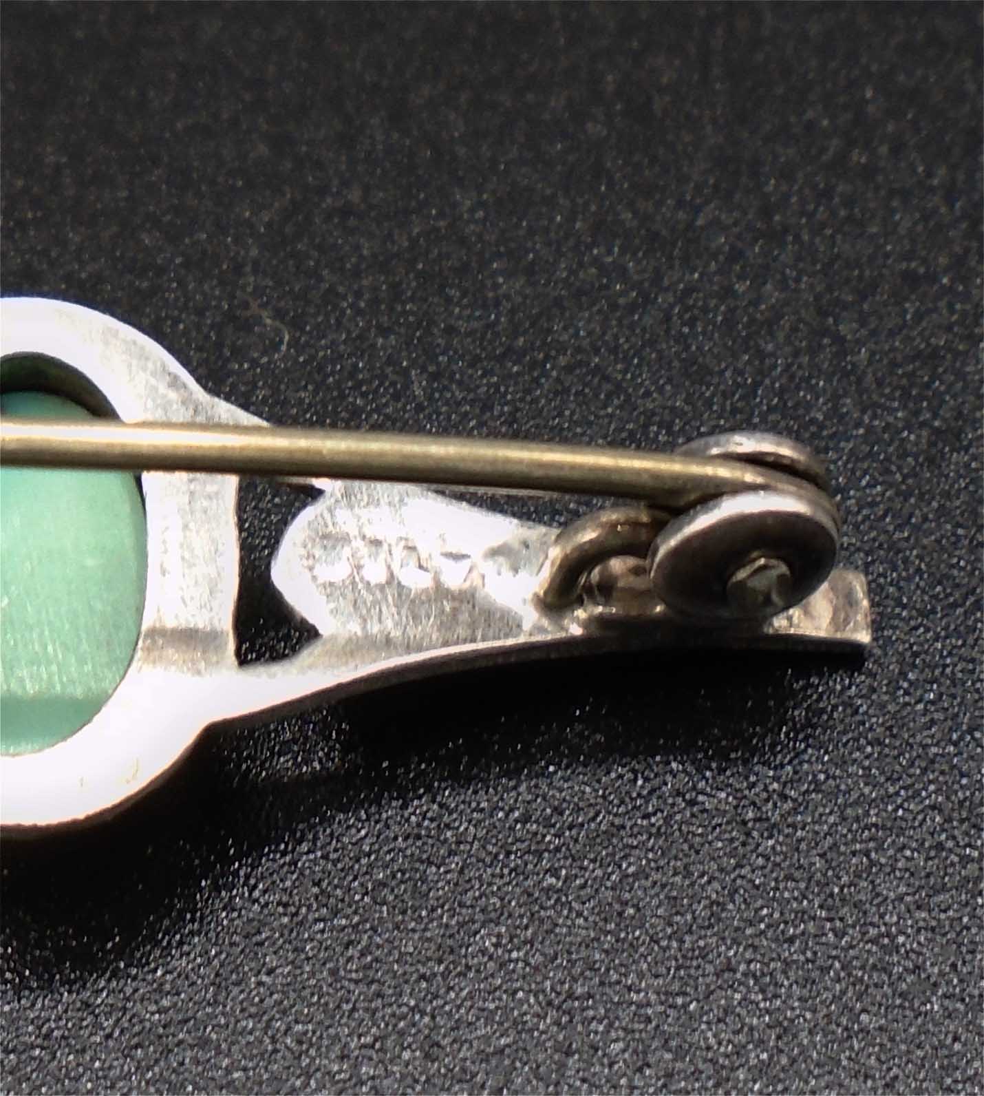 Vintage Silver Brooch With Aquamarine Coloured Stone - Image 3
