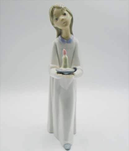 Lladro Porcelain Figurine Of A Girl Holding A Candle