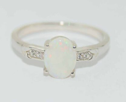 Vintage 925 Silver Opal Ring