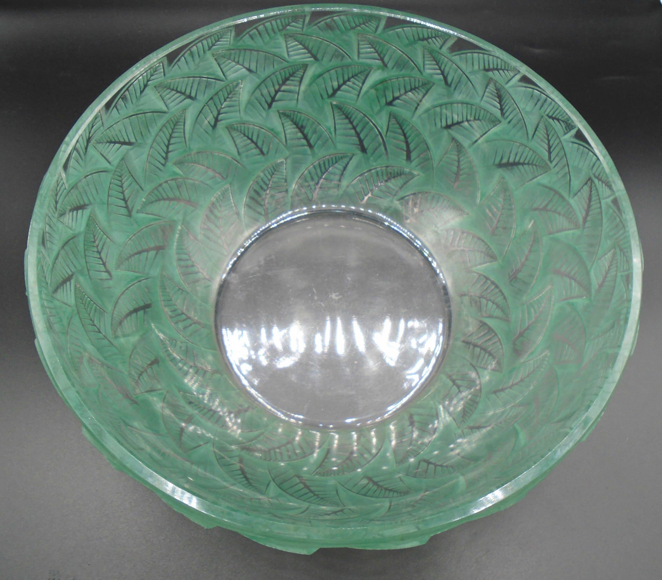 Rene Lalique Art Deco Ormeaux Deep Green Glass Bowl - Image 3