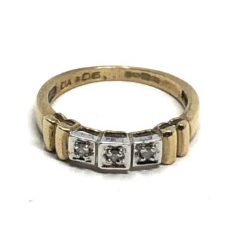 Vintage Ladies Triple Diamond 9ct Gold Ring