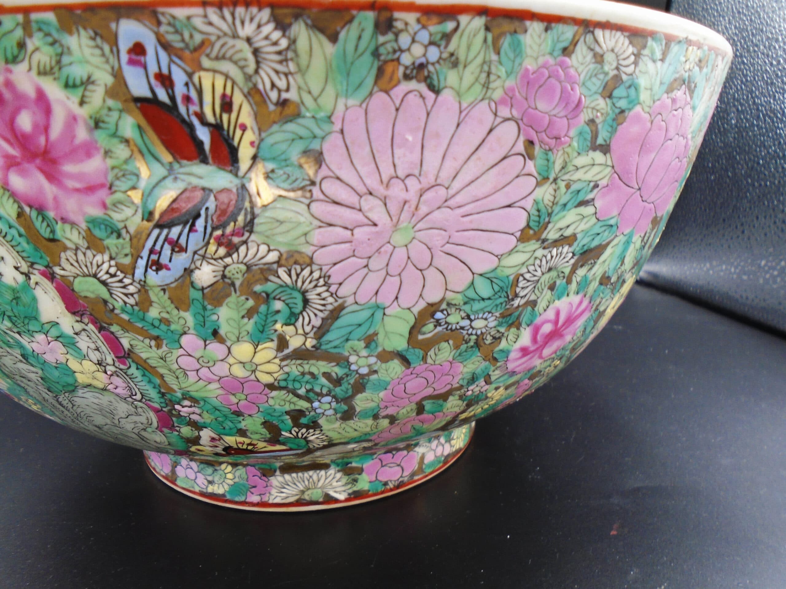 Chinese Da Qing Guangxu Nian Zhi Rose Medallion Bowl - Image 4