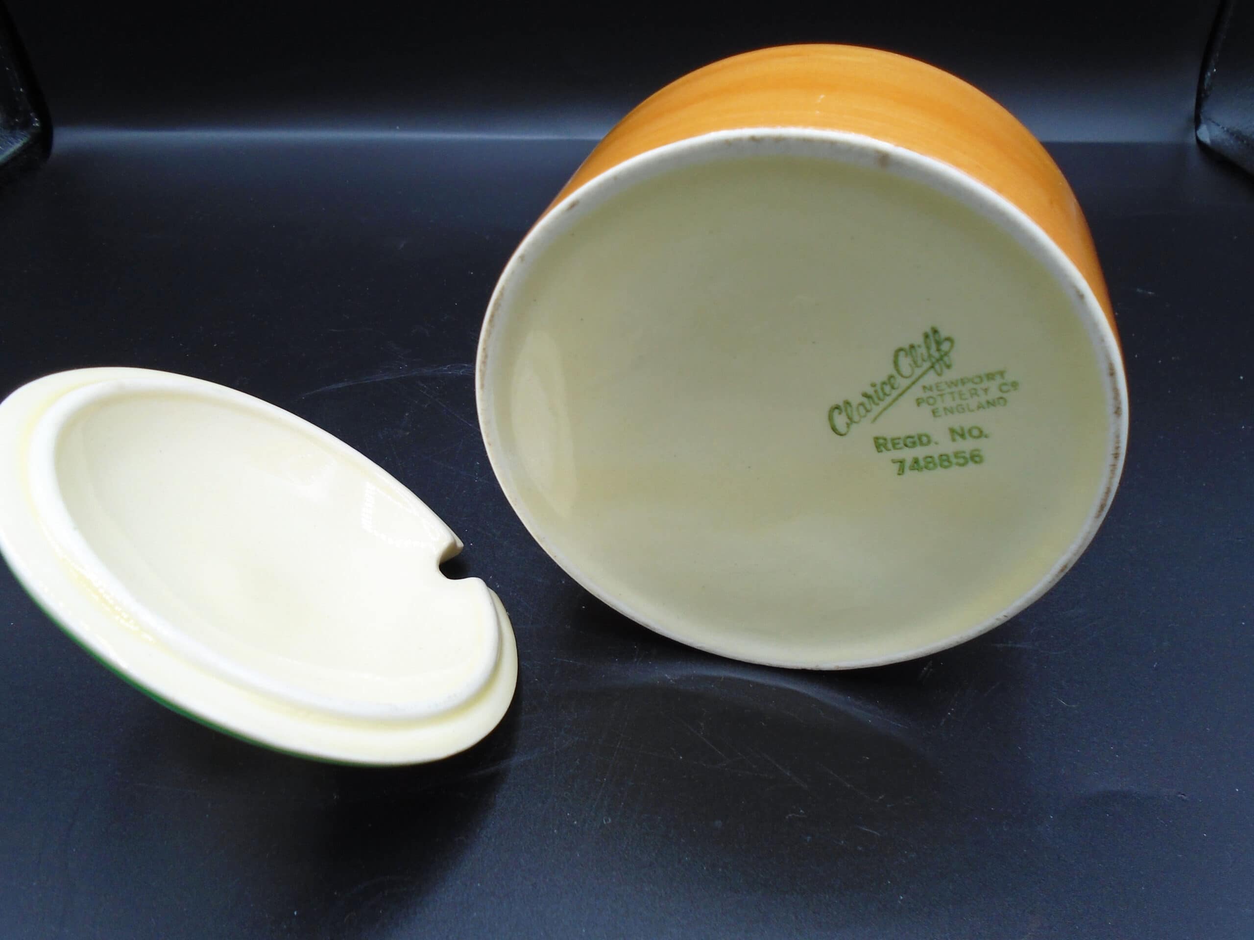 c1936 Clarice Cliff Crocus Large Jam Pot With Lid - Image 5