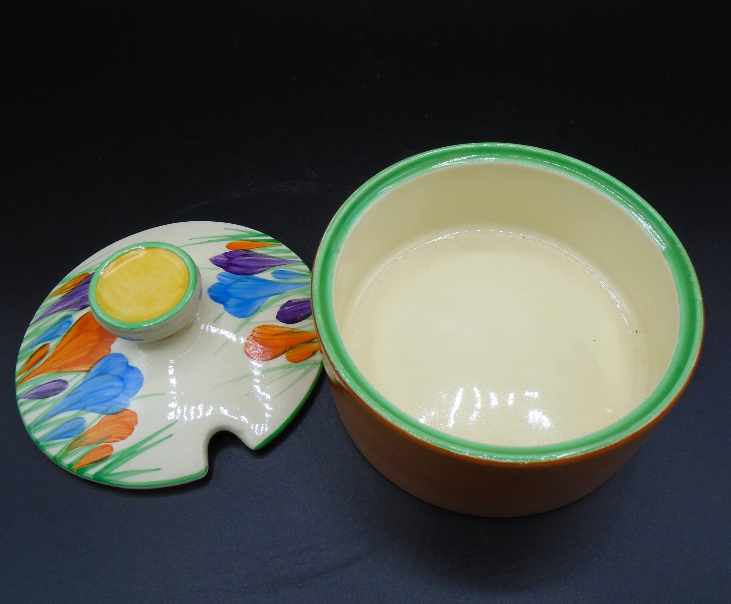 c1936 Clarice Cliff Crocus Large Jam Pot With Lid - Image 4