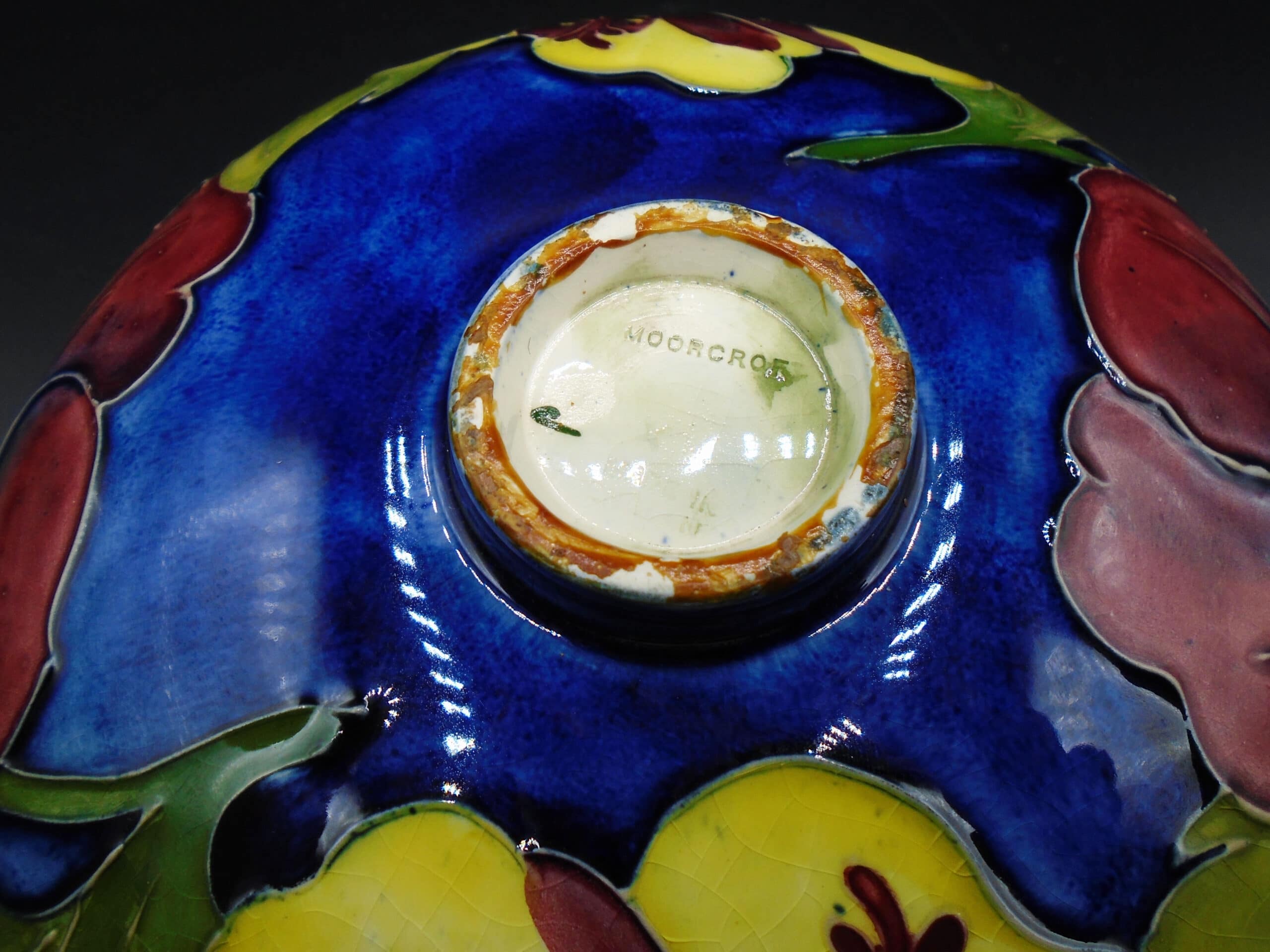 Large Deep Moorcroft Hibiscus Blue Bowl On Small Foot - Image 6