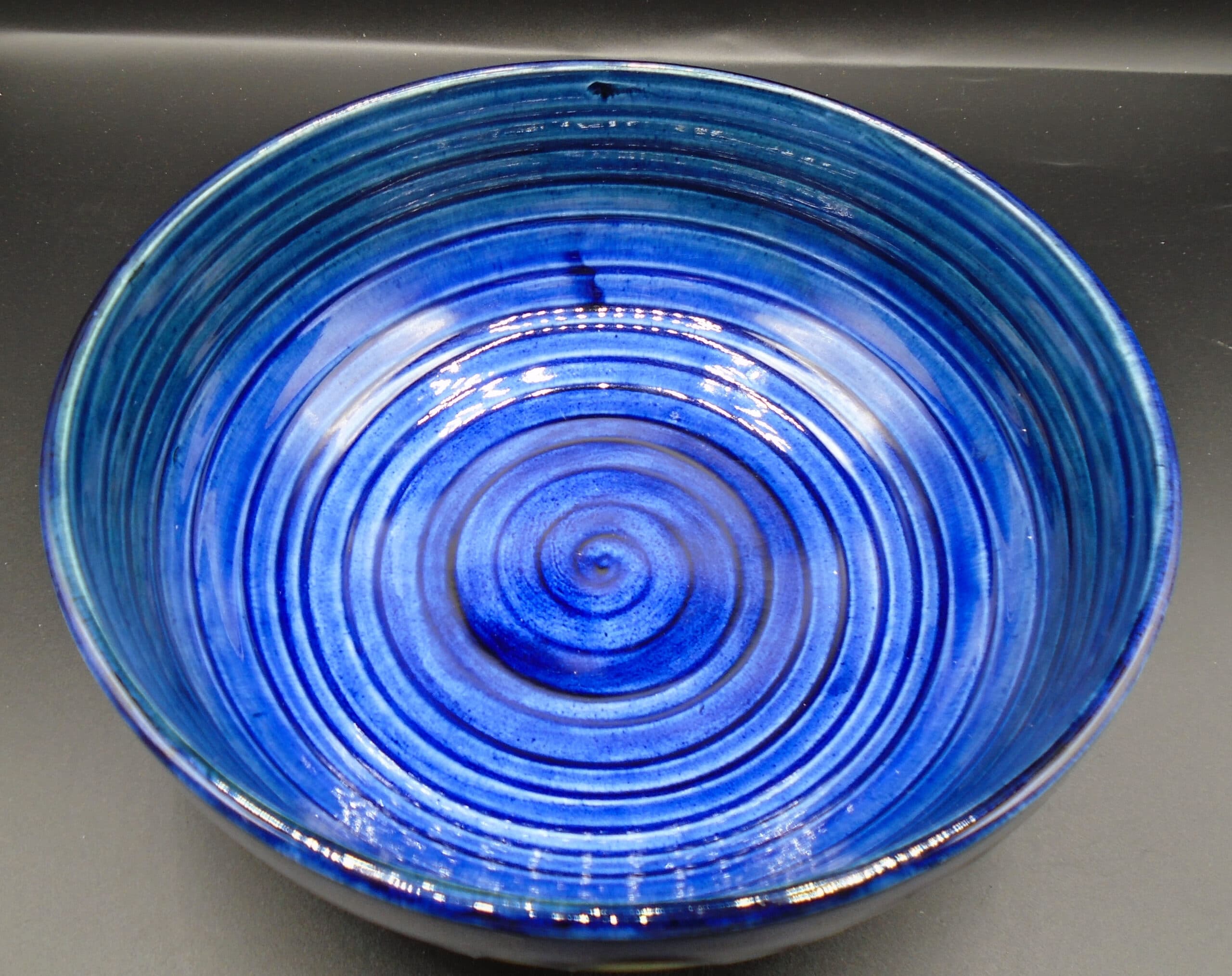 Large Deep Moorcroft Hibiscus Blue Bowl On Small Foot - Image 4