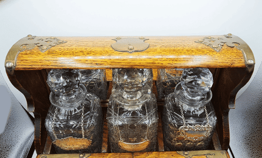 19th Century Victorian Oak Three Cut-Crystal Decanter Tantalus - Image 3