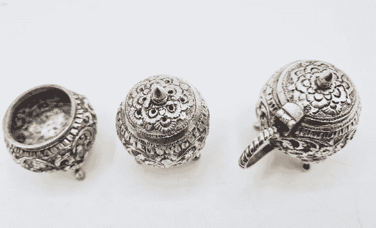 Antique 19th Century Indian Cutch Silver Cruet Set - Image 6