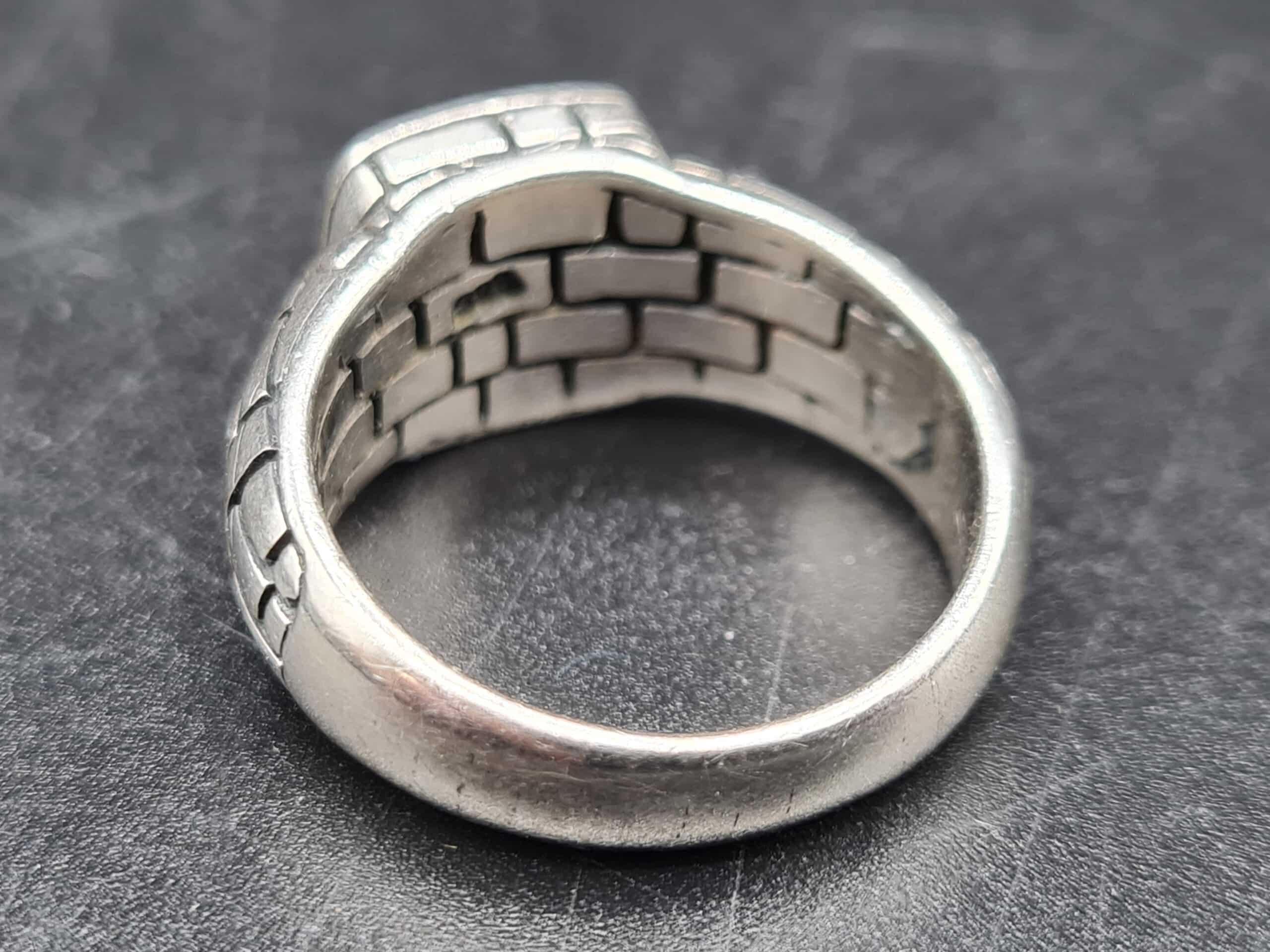 925 Silver & Ruby Chunky Ring - Image 4