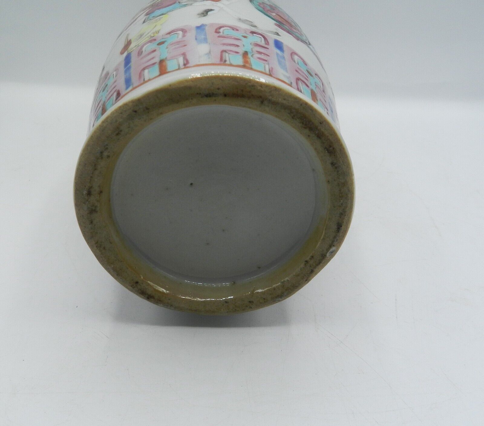 19th Century Chinese Famille Rose Enamelled Vase - Qing Dynasty - Image 9