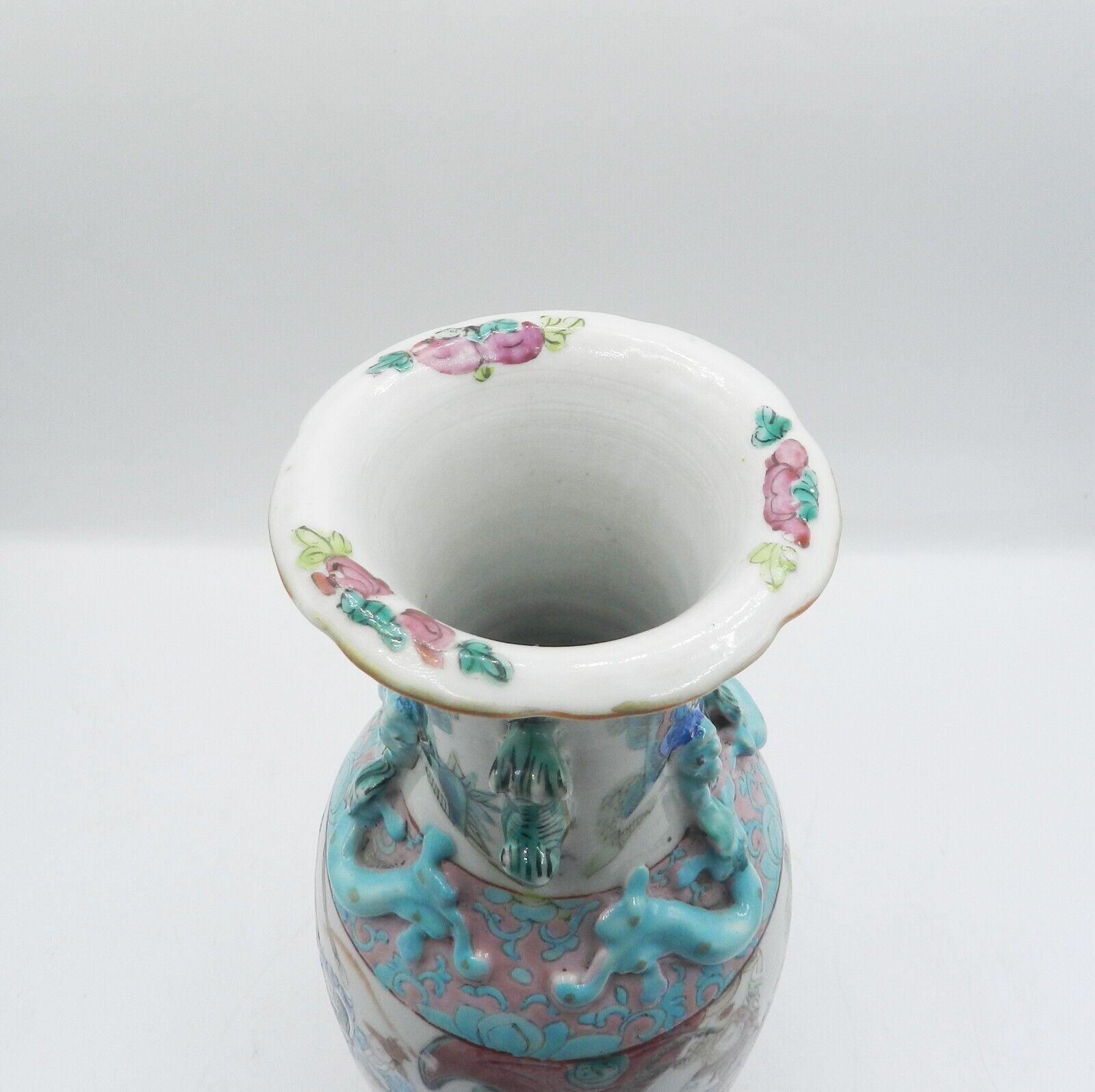 19th Century Chinese Famille Rose Enamelled Vase - Qing Dynasty - Image 5