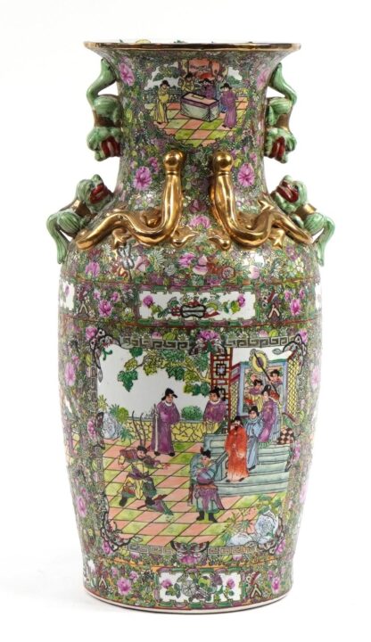 hinese Famille Rose Palace Vase