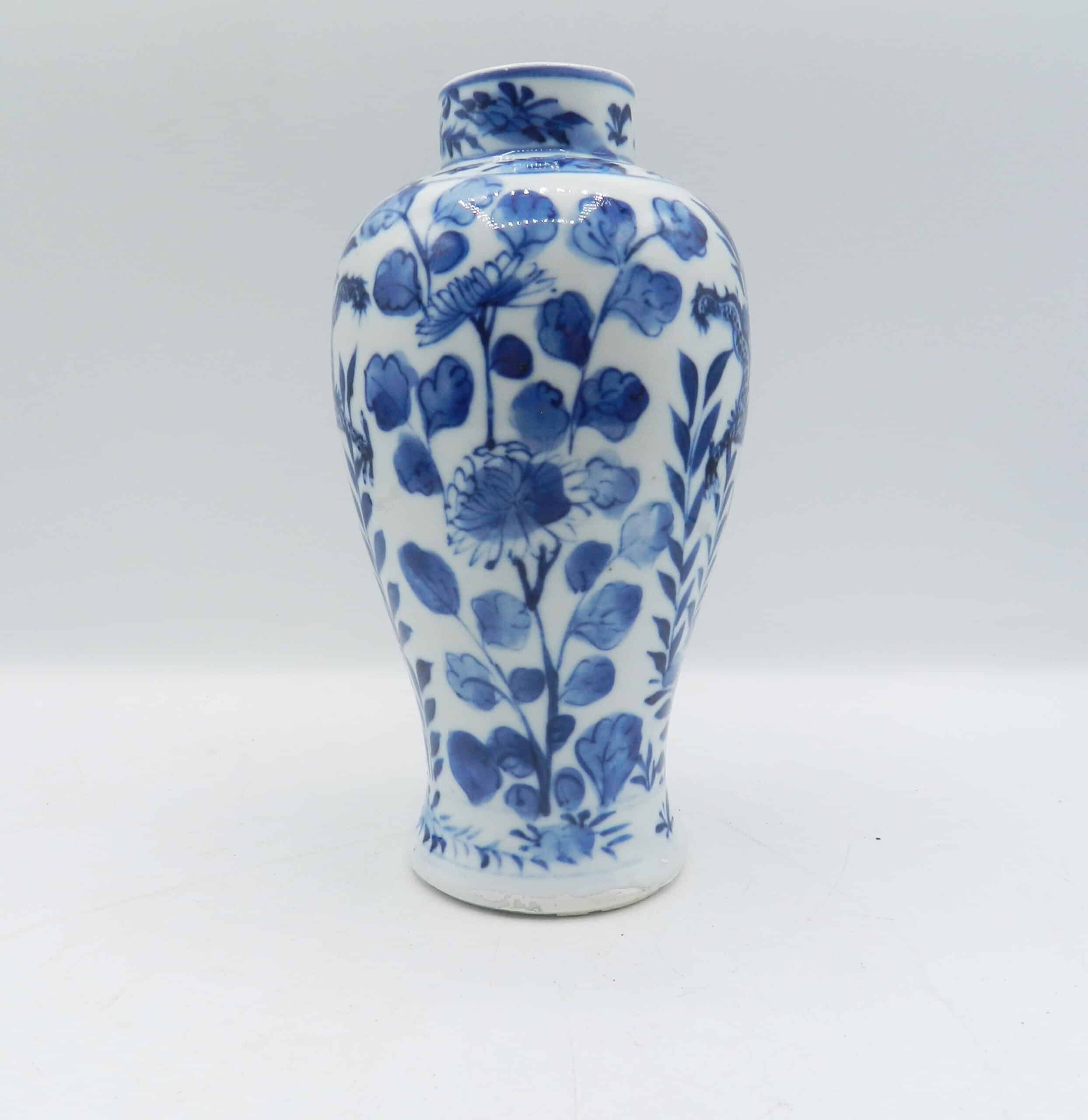 Antique Chinese Kangxi Baluster Blue & White Vase - Image 3